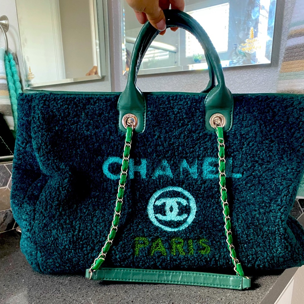 Chanel tote bag